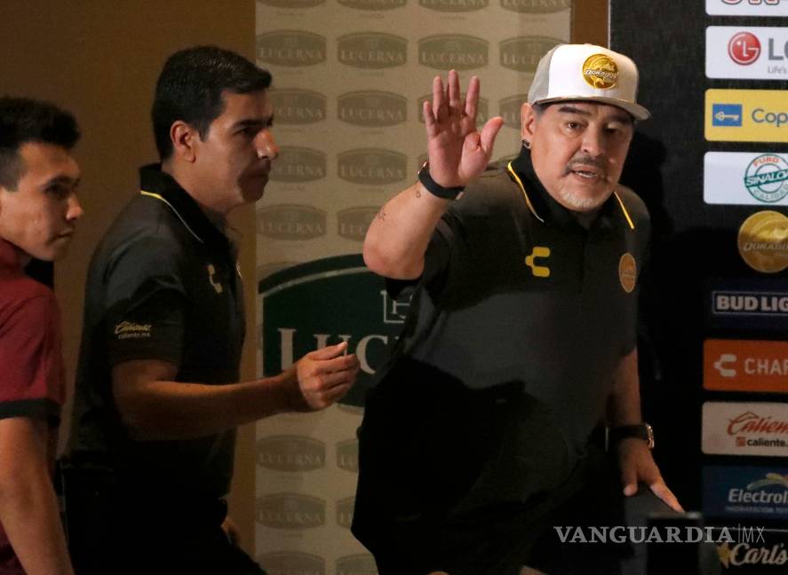 $!Maradona asegura que el juego de México contra Alemania es para verlo 'fumando mariguana'