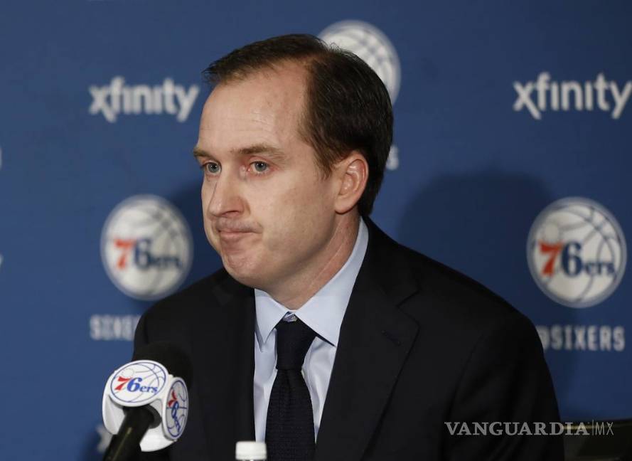 Crisis de los Sixers se cobra la cabeza del presidente