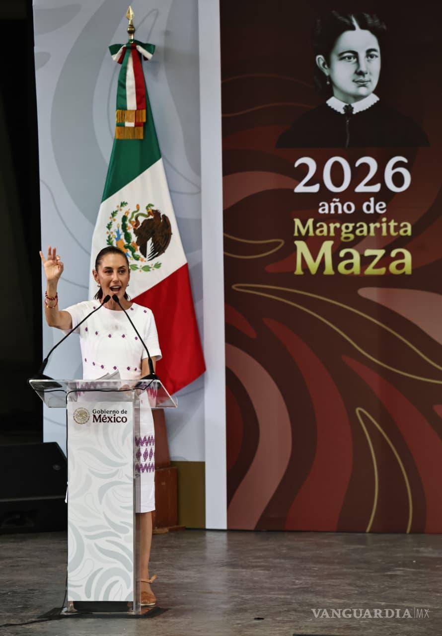 $!Claudia Sheinbaum presentó en Saltillo avances de programas y proyectos federales para Coahuila, entre ellos el tren de pasajeros, infraestructura carretera, salud y vivienda.