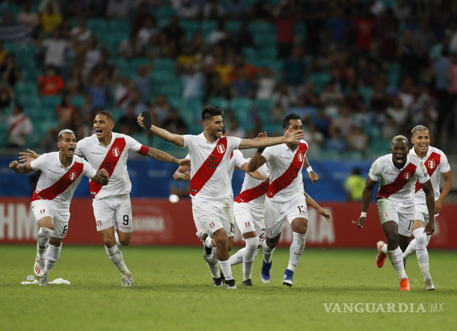 $!¡Sorpresa en la Copa América! Perú elimina a Uruguay y el villano es Luis Suárez