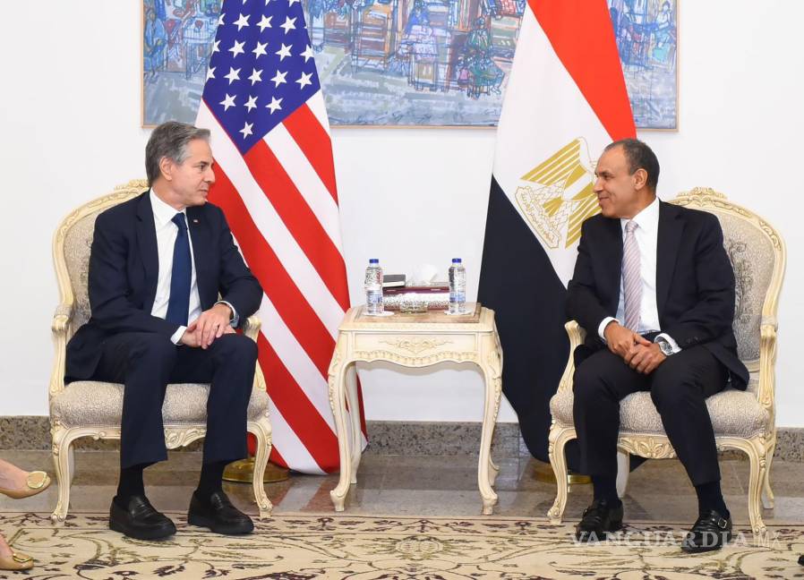 $!El Ministro de Asuntos Exteriores egipcio, Badr Abdelatty (derecha), reunido con el Secretario de Estado de Estados Unidos, Antony Blinken, en El-Alamein, Egipto.