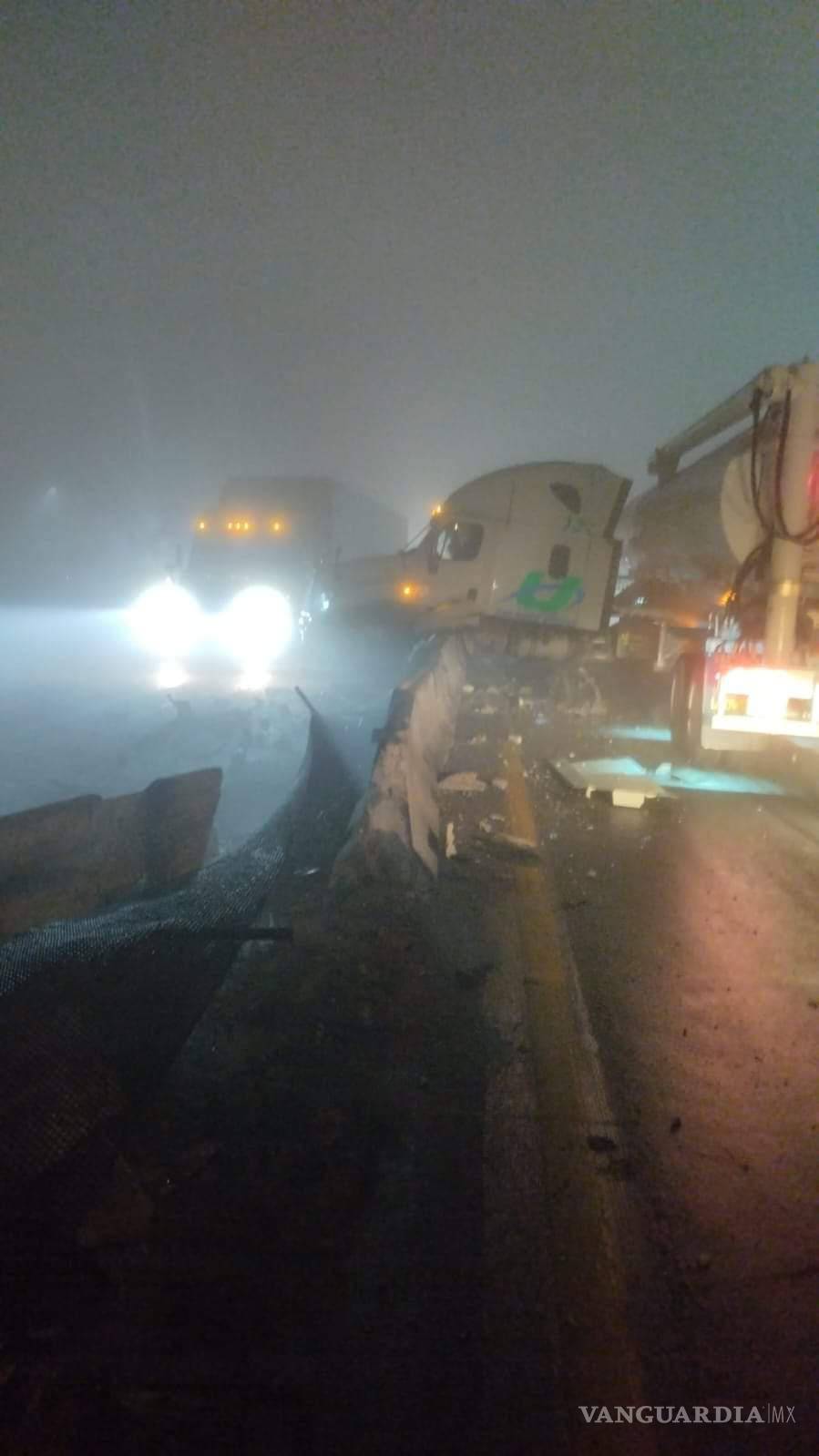 $!Reportan cierre de autopista Monterrey-Saltillo por accidente vial, y neblina densa en la libre