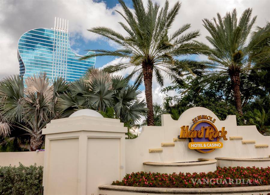 $!Seminole Hard Rock, primer hotel con forma de guitarra del mundo