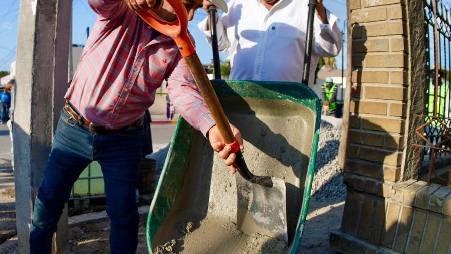 El proyecto busca mejorar la seguridad, accesibilidad y movilidad de peatones, especialmente de adultos mayores y personas con movilidad reducida,