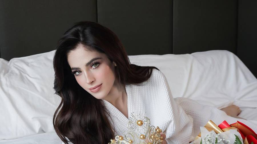 Molestia. La nueva Miss Universo abandonó las instalaciones en un Uber y canceló el resto de sus compromisos con la televisora, según confirmaron los presentadores.