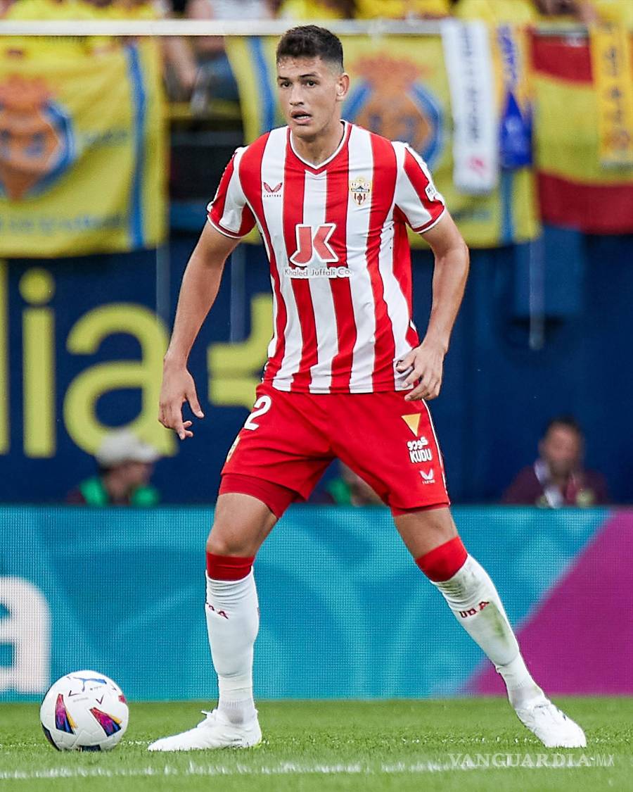 $!Un error de Montes acabó en el gol del Valencia, al minuto 14.