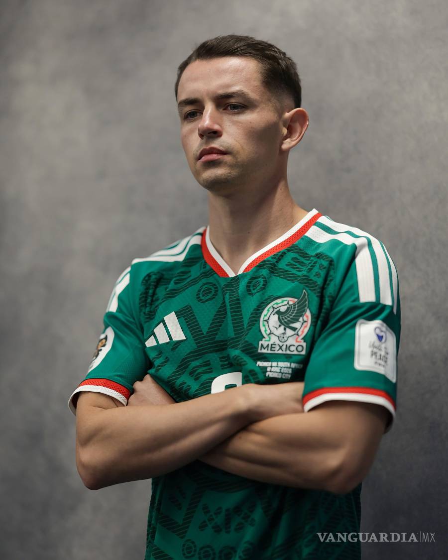 $!Los detalles del estampado apuestan por un toque de nostalgia futbolera.