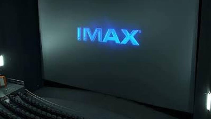 Diferencia. La experiencia IMAX busca aprovechar pantallas de gran formato, sistemas de sonido especializados y una arquitectura diseñada para aumentar la inmersión del espectador.