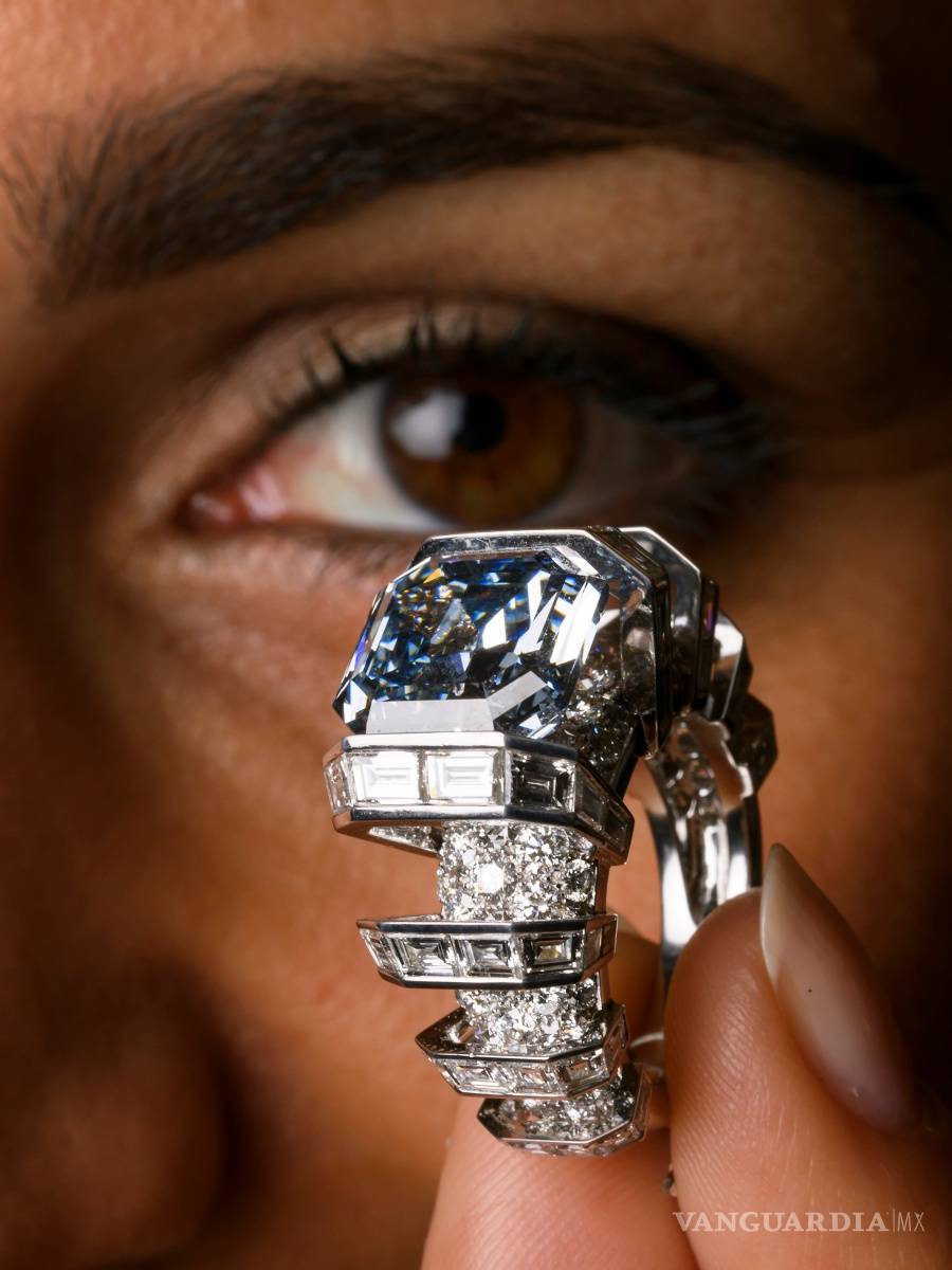 $!Diamante "Sky Blue", vendido por 17 mdd