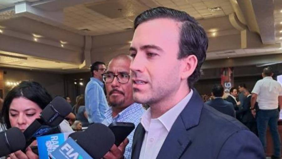 Gabriel Elizondo aseguró que Mejora Coahuila seguirá operando en todo el estado, independientemente de los cambios que puedan darse en otros cargos públicos.