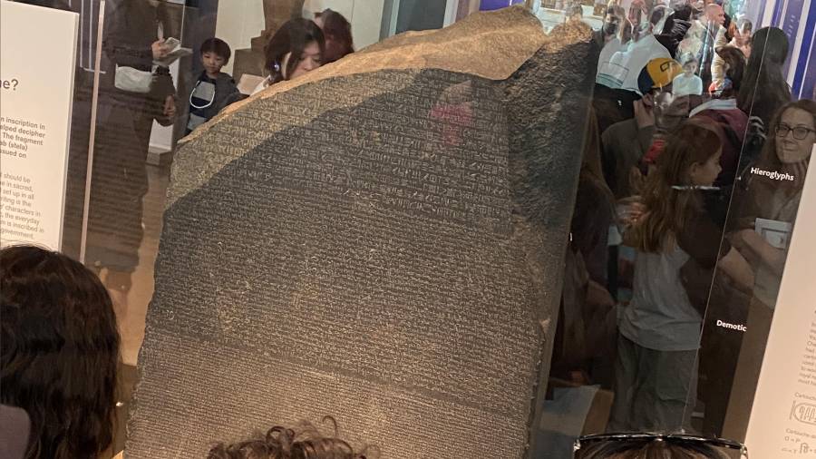 Cambio. Su importancia fue tal que el término ‘Piedra Rosetta’ ha pasado a formar parte de nuestra cultura pop para referirse a los descubrimientos que abren nuevos campos de conocimiento.