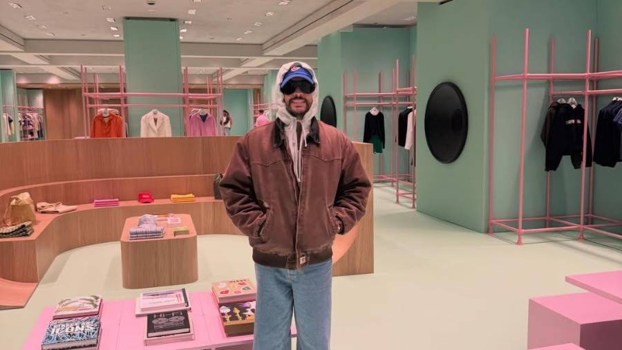Apuesta. La colección ‘Benito Antonio’ incluye prendas inspiradas en el estilo relajado y urbano del cantante puertorriqueño.