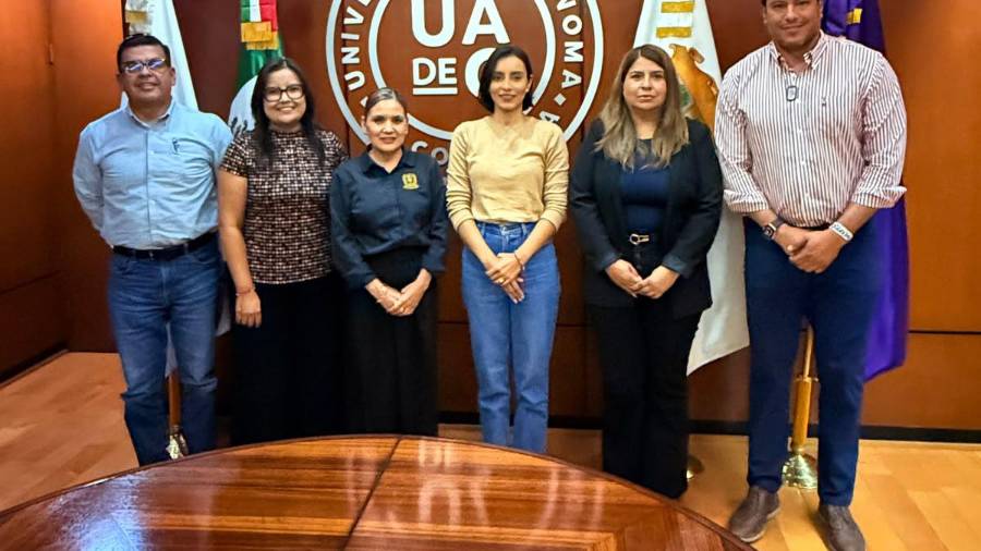 Psicólogos y tutores de las Unidades Sureste, Laguna y Norte participaron en la reunión de trabajo convocada por Extensión Universitaria de la UAdeC.