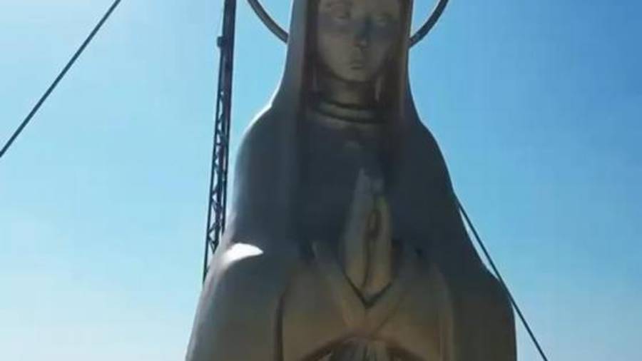 Instalan escultura que da nombre al nuevo Puente de la Virgen en NL