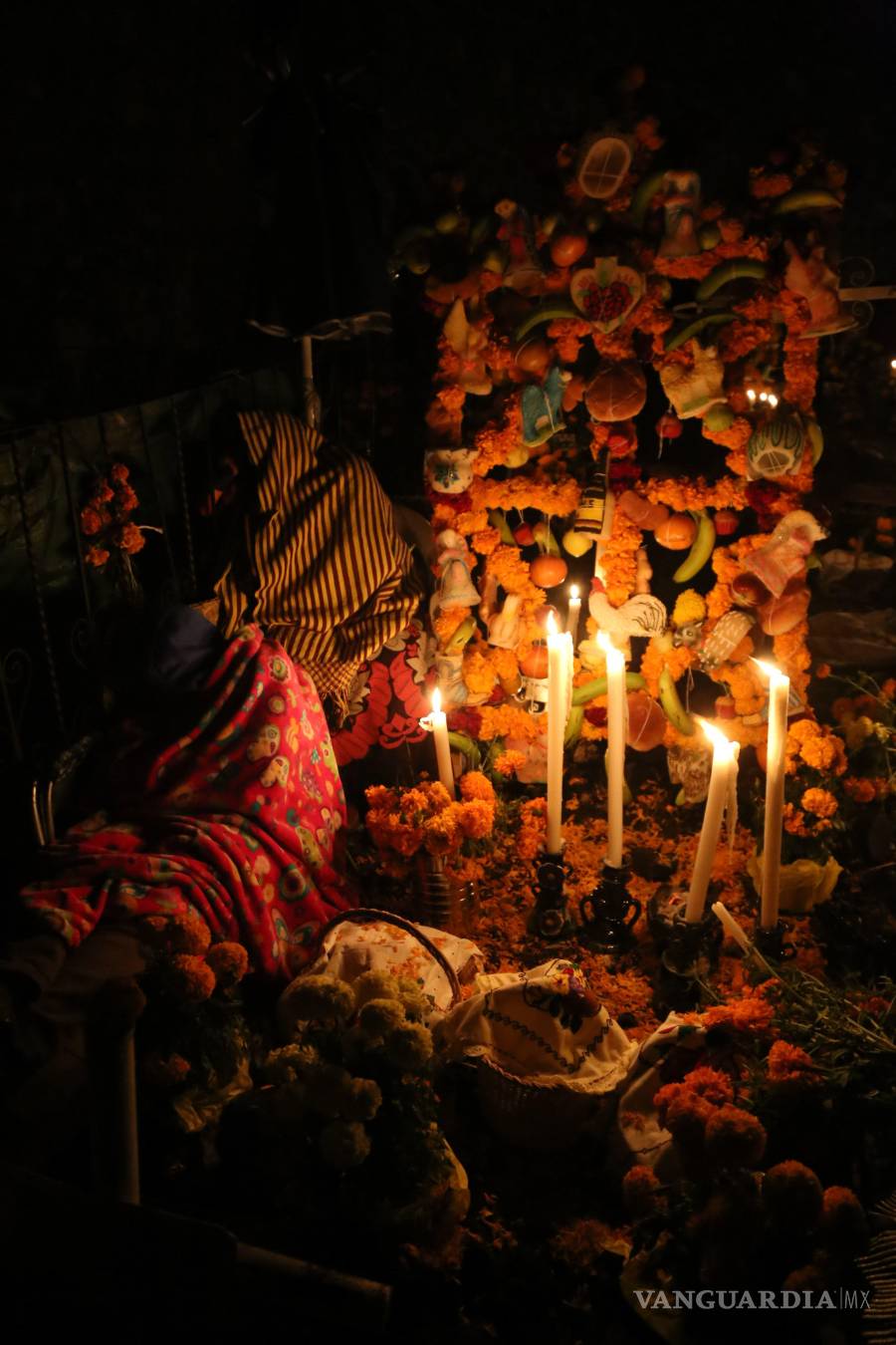 $!Janitzio celebra a sus muertos (Fotogalería)