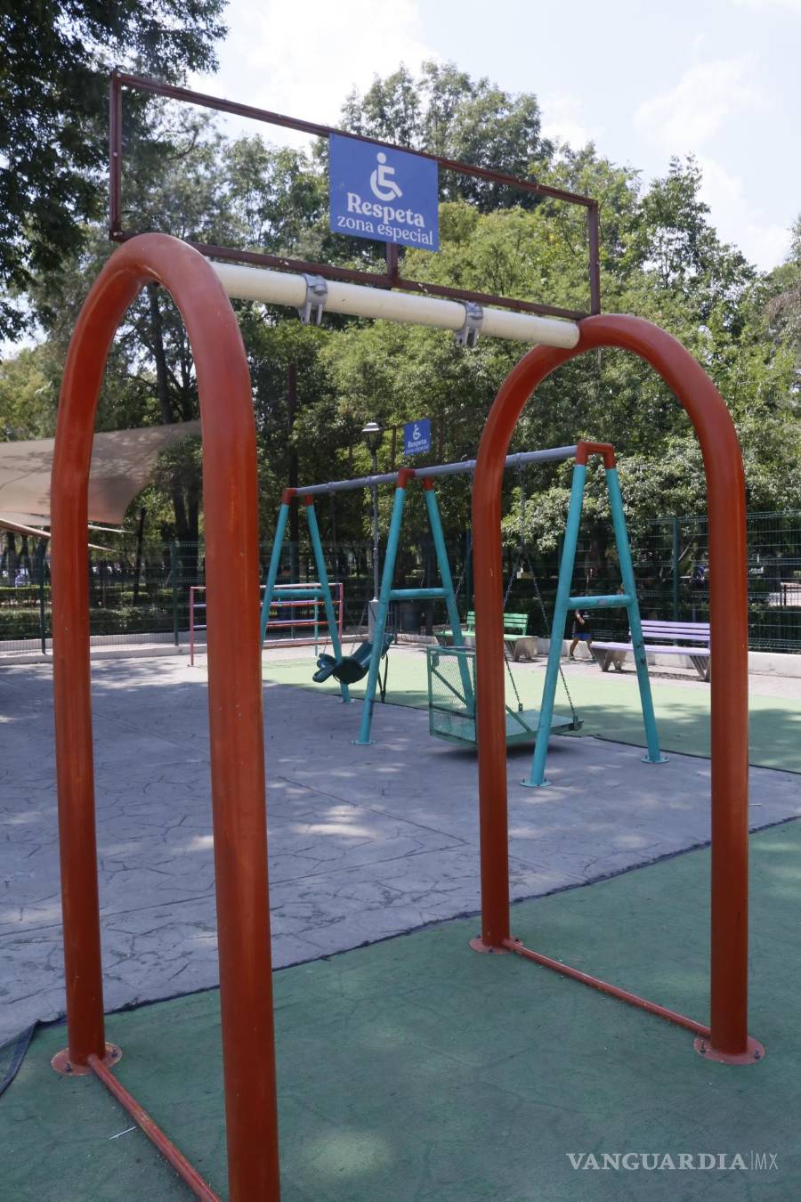 $!A pesar de que los juegos cuentan con un letrero, la gente no lo respeta.