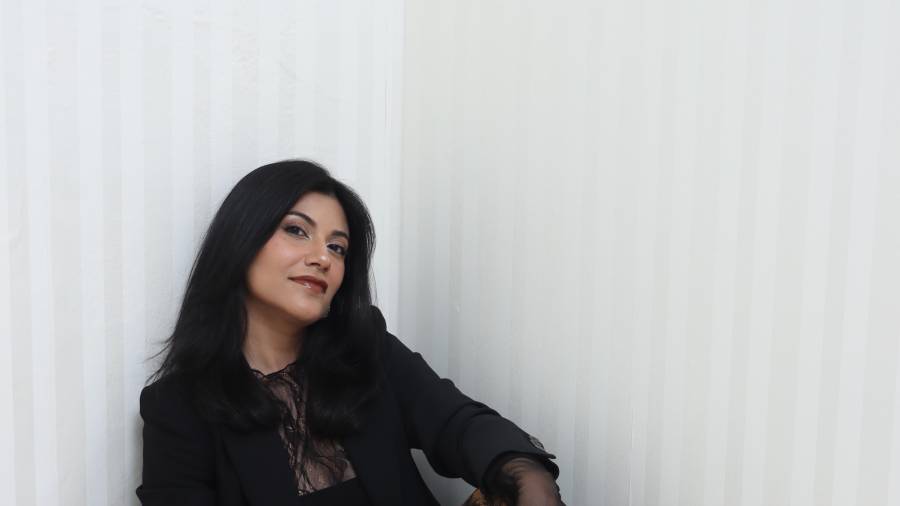 Paola busca que más mujeres encuentren su identidad a través de la ropa.