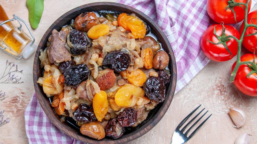 Este platillo de Cuaresma tan tradicional se le atribuye a varios orígenes: que si es español, italiano, etc.