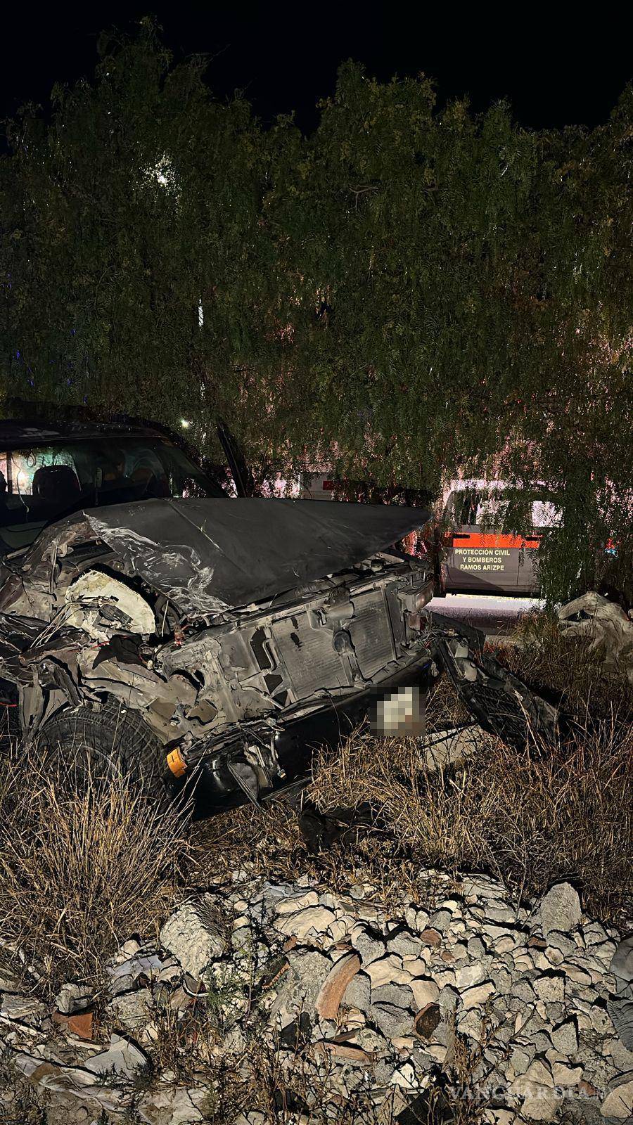 $!La riña vecinal dejó como saldo a tres personas lesionadas, una de ellas trasladada a un hospital.
