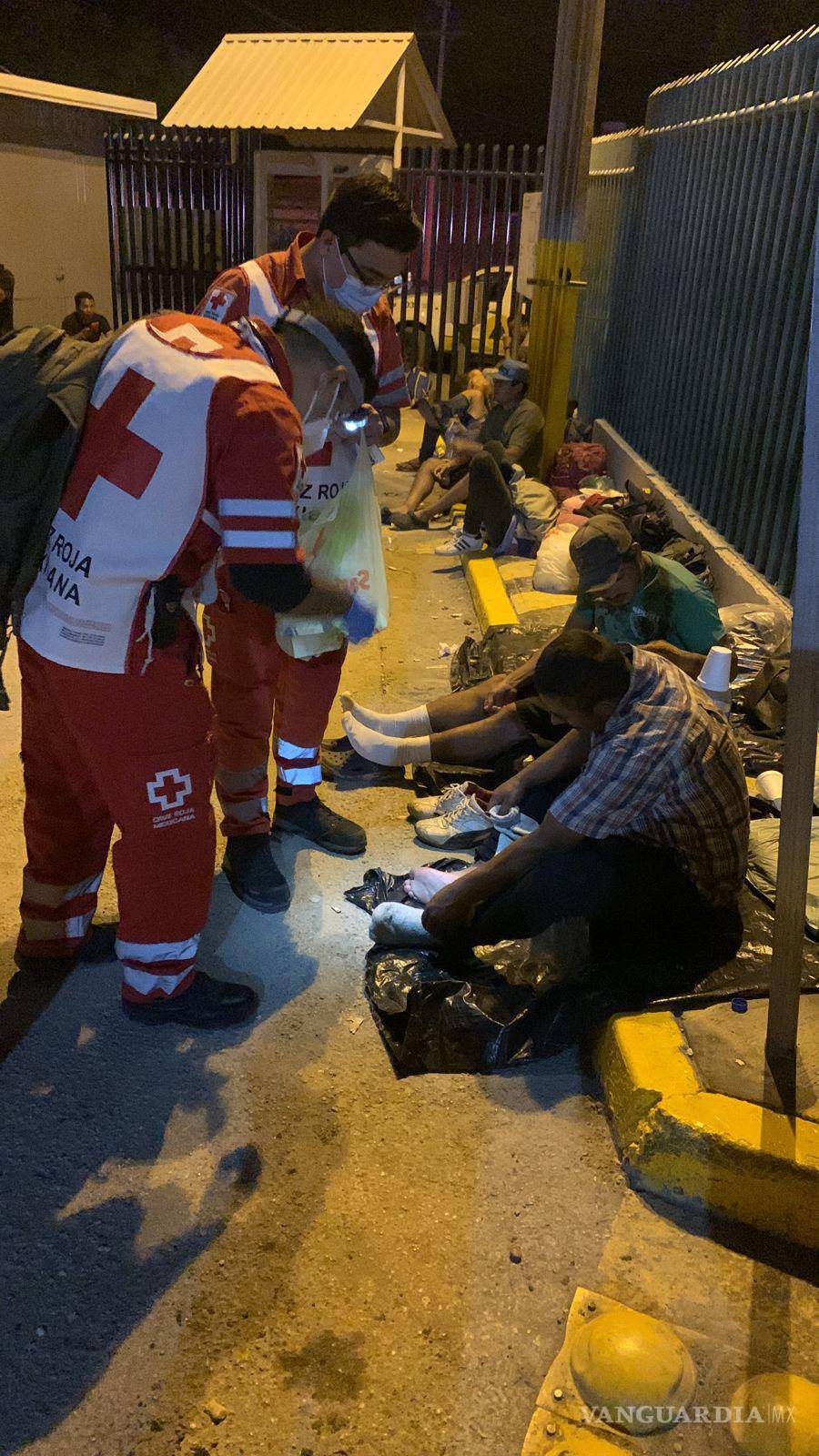 $!En su mayoría procedentes de Venezuela, este fin de semana llegaron a Torreón unos cuatro mil migrantes más, confirmó el padre Rafael López Solís.