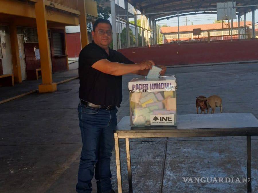 “Creemos que puede haber un México justo”, Papás de Debanhi Susana Escobar votan en elección judicial