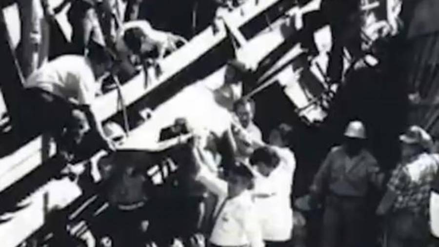 Estudiantes de la Narro se organizaron para acudir a Puente Moreno tras conocer el descarrilamiento del Tren Peregrino la noche del 4 de octubre de 1972.