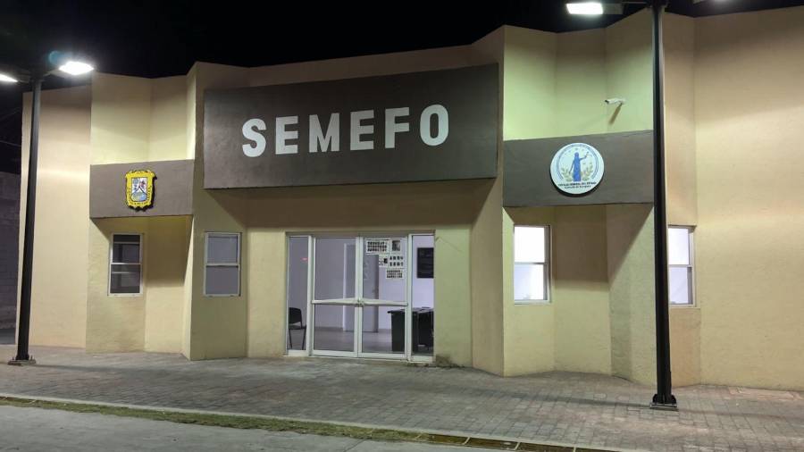 El cuerpo fue trasladado al Servicio Médico Forense para la necropsia de ley, como parte del procedimiento legal.