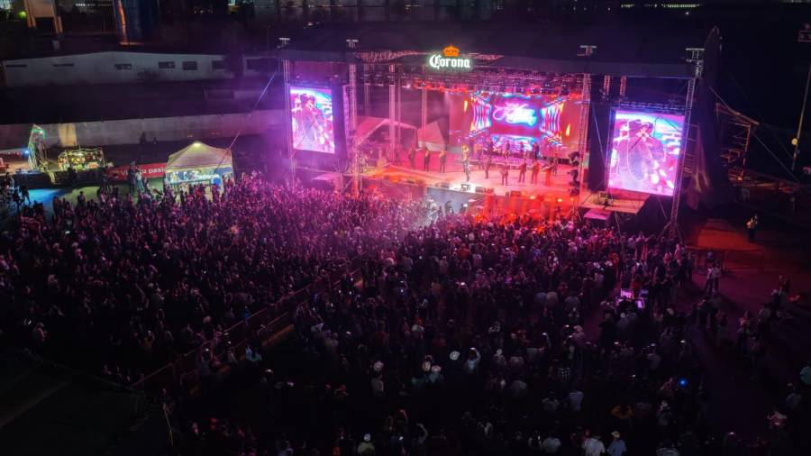 La cartelera incluye actividades para todas las edades, como conciertos, teatro, danza, cine, literatura, exposiciones y eventos deportivos.