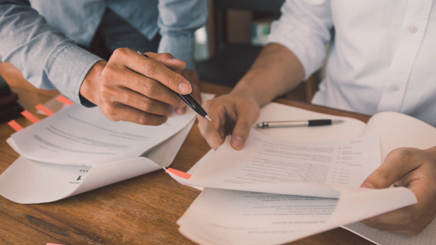 Sancionan a dos empresas por buscar contratos gubernamentales con información falsa