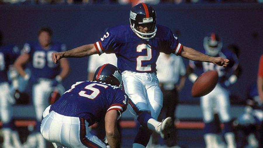 Raúl Allegre, bicampeón del Super Bowl, y Matt Araiza, la nueva esperanza mexicana.