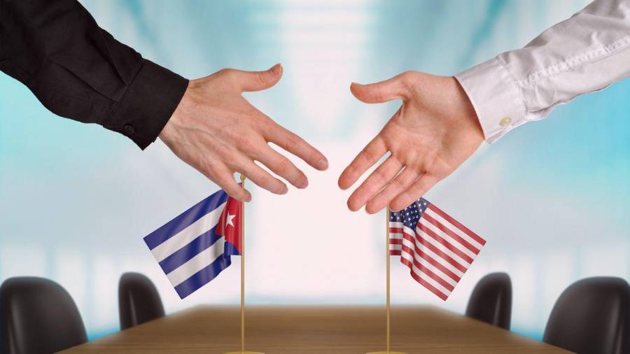 La CIA se reúne con Cuba en plena crisis energética y humanitaria