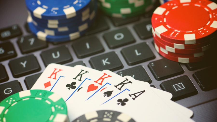 Apostador gana 7.5 millones de pesos tras anticipar caída de Maduro en Polymarket