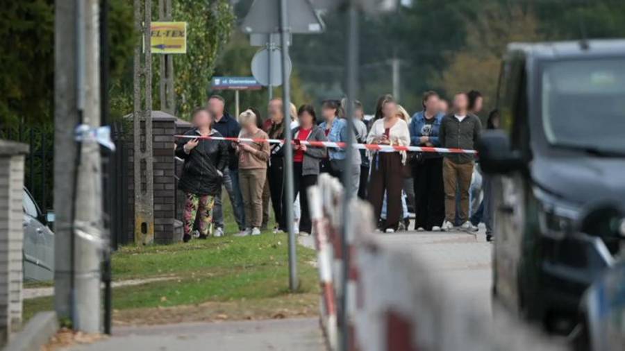 Un nuevo ataque con cuchillo en una escuela de Polonia ocurrido en la ciudad de Wyszków provocó la muerte de una persona, identificada como un conserje, y al menos dos heridos, entre ellos el director.