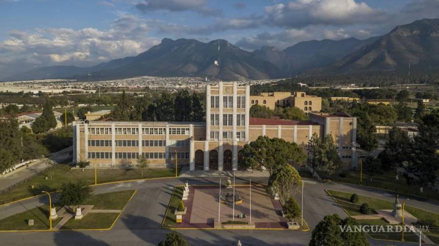 Los agremiados del SUTUAAAN participaron activamente en las elecciones sindicales llevadas a cabo en el auditorio Carlos E. Martínez.