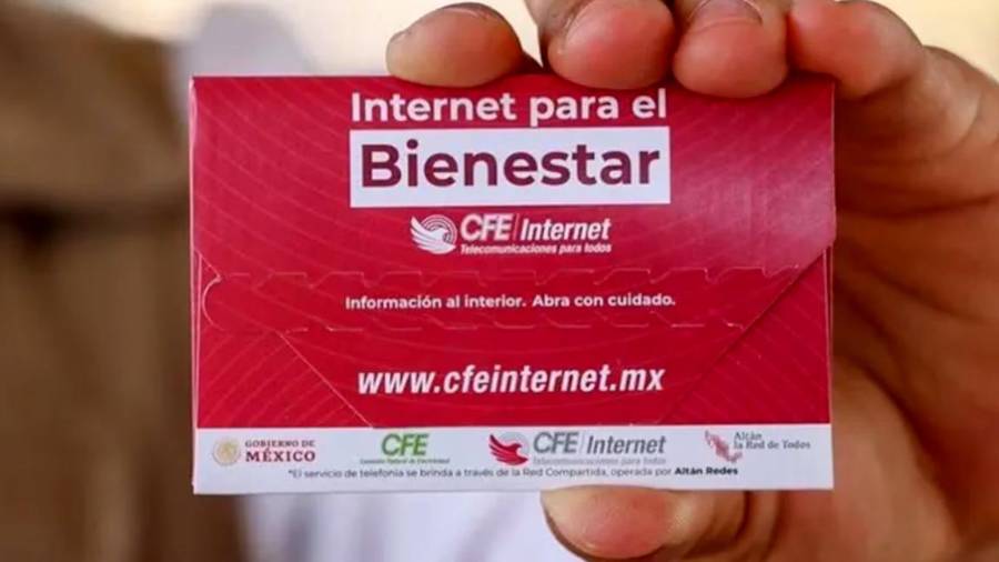 La iniciativa de CFE Telecomunicaciones busca erradicar la brecha digital en México mediante la entrega de tarjetas SIM con datos y llamadas sin costo para beneficiarios de programas sociales.