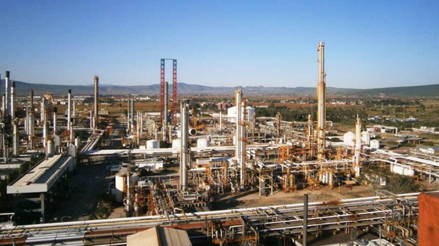 Refinerías sólo trabajan al 40% de su capacidad, denuncian