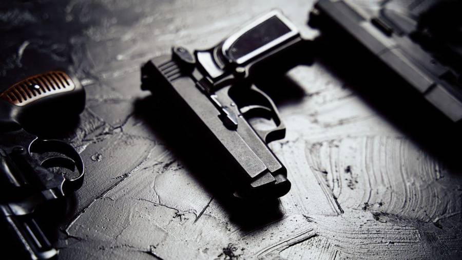 El embajador Ronald Johnson informó que EU ha decomisado casi 50 mil armas y realizado más de 10 mil arrestos por tráfico ilegal.