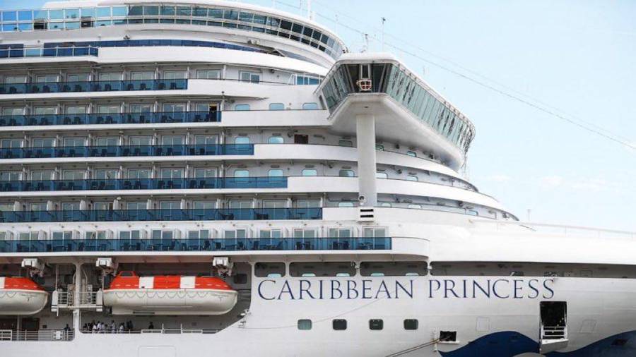 De las personas enfermas, 102 son pasajeros del crucero y 13 miembros de la tripulación del mismo.