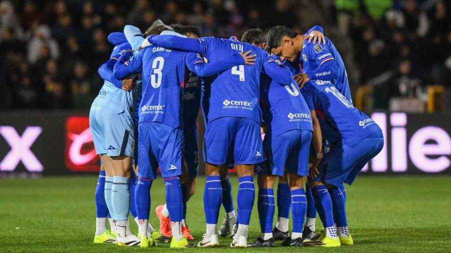 El Cruz Azul sopesa opciones para edificar su estadio; se ha informado que como primer objetivo se busca que éste se construya en la capital del país.