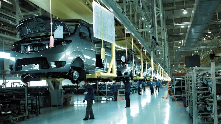 El Registro Administrativo de la Industria Automotriz de Vehículos Ligeros del Inegi es crucial para monitorear los cambios del sector automotriz en México.