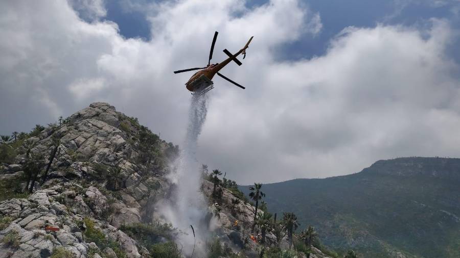 El incendio forestal registrado en el Cerro del Fraile que fue ocasionado por un rayo quedó totalmente liquidado, informó Protección Civil de Nuevo León.