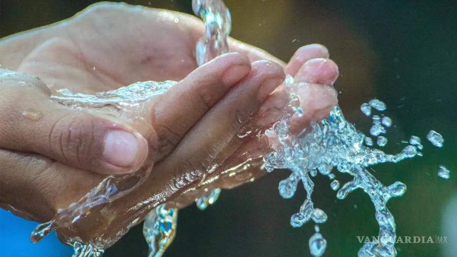 Luego de la suspensión del suministro de agua durante los últimos días, la paramunicipal Agsal considera que el acuaférico ayudaría para evitar esta situación.