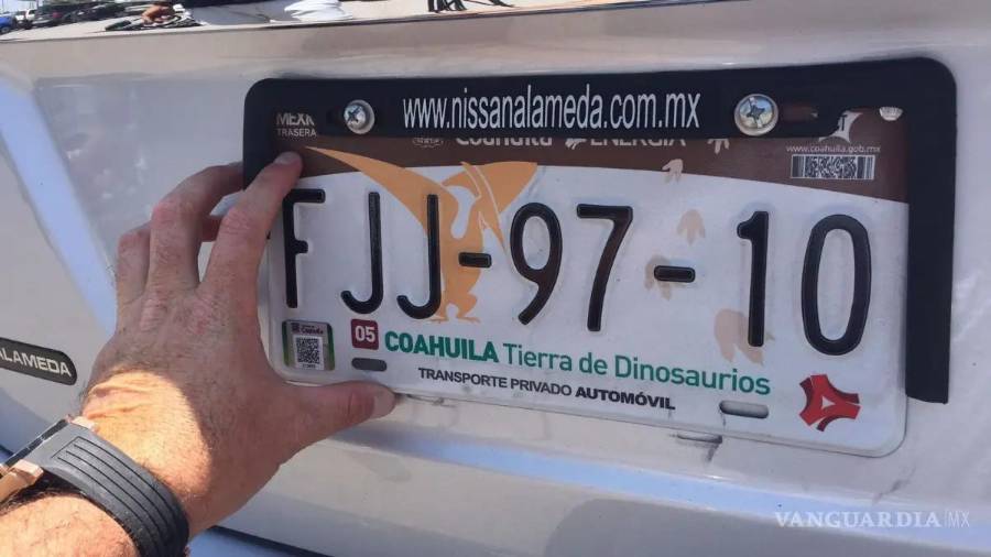Si su auto aún porta placas viejas, es el momento de cambiarlas y aprovechar la oferta del 50 por ciento.