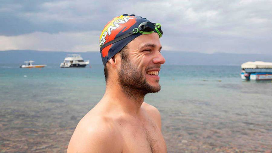 Ignacio Dean, el español que le ha dado la vuelta al mundo nadando