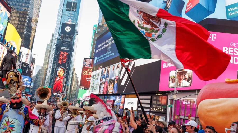 El 5 de mayo se celebra más en EE.UU. que en México. Conoce el origen, su significado histórico y cómo se transformó en una fiesta cultural.