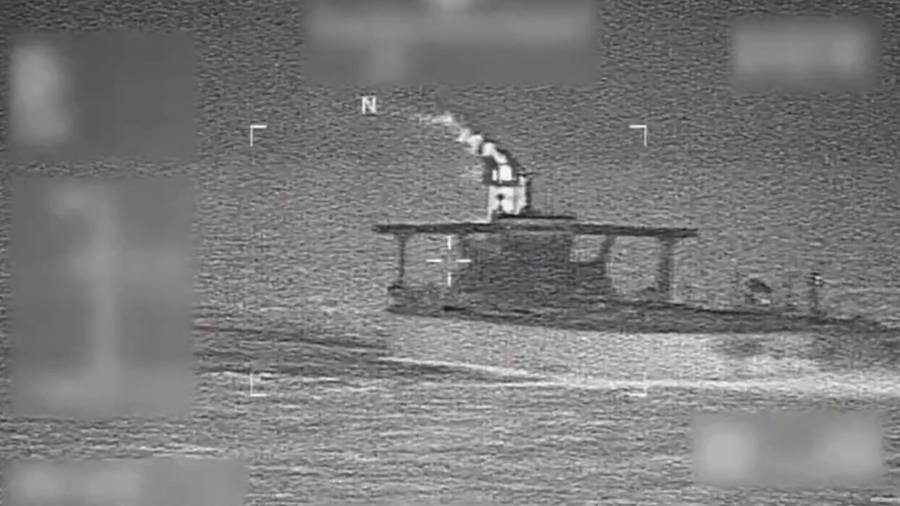 Estados Unidos había estado persiguiendo al petrolero desde el mes pasado después de que intentara evadir un bloqueo sobre buques petroleros sancionados alrededor de Venezuela. FOTO: