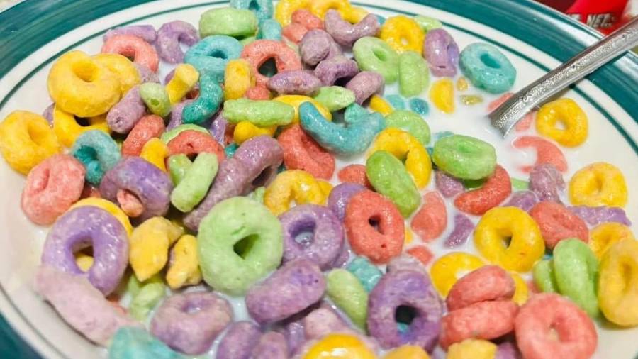 Profeco analizó 43 cereales y detectó productos con altos niveles de azúcar, grasas y sodio, además de incumplimientos en etiquetado y contenido nutrimental.