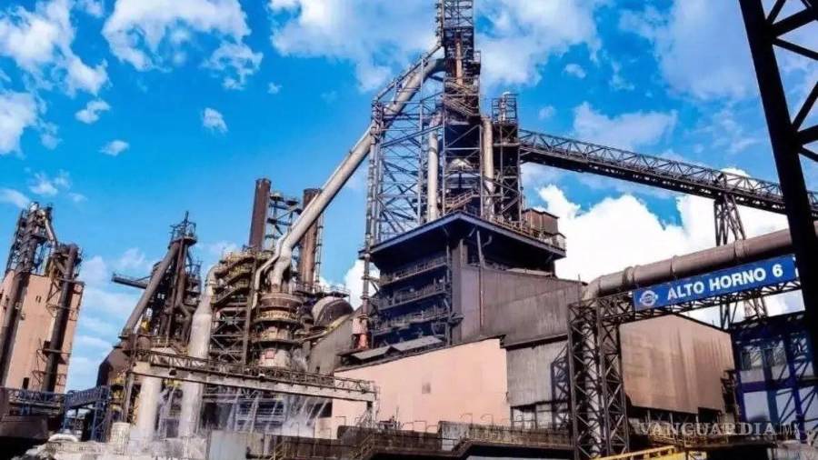 Aún sin estar en funcionamiento, Altos Hornos de México eroga millonarias cantidades en nómina y otros servicios,