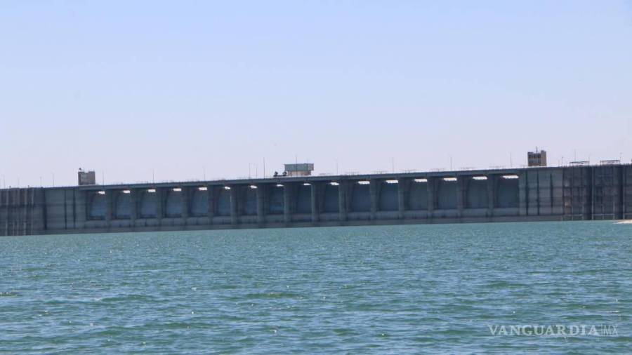 Las entradas de agua a la presa son de 11 metros cúbicos por segundo.