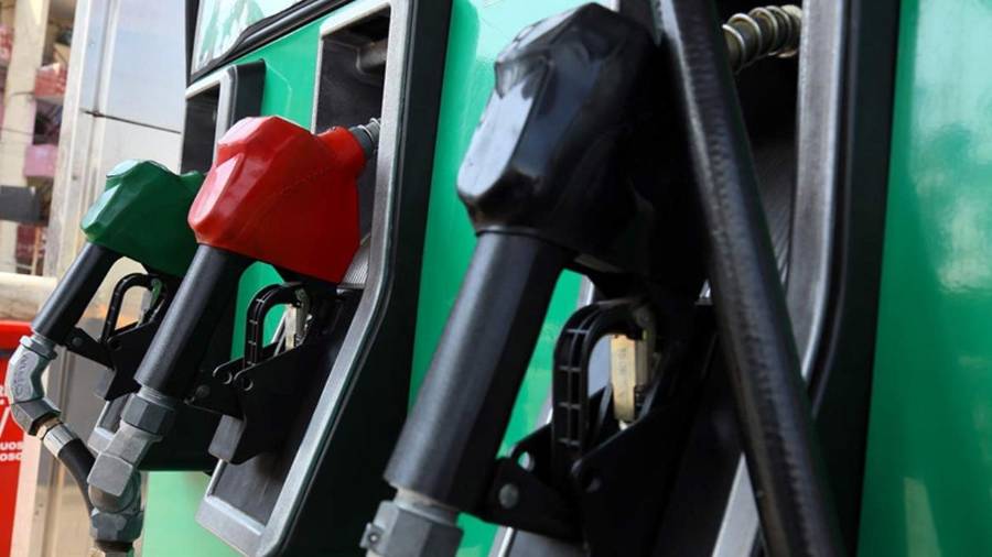 El Gobierno de México elevó el estímulo fiscal al diésel a 81.2%, en medio de tensiones globales en el mercado petrolero. La medida busca contener el impacto del IEPS y estabilizar los precios al consumidor.